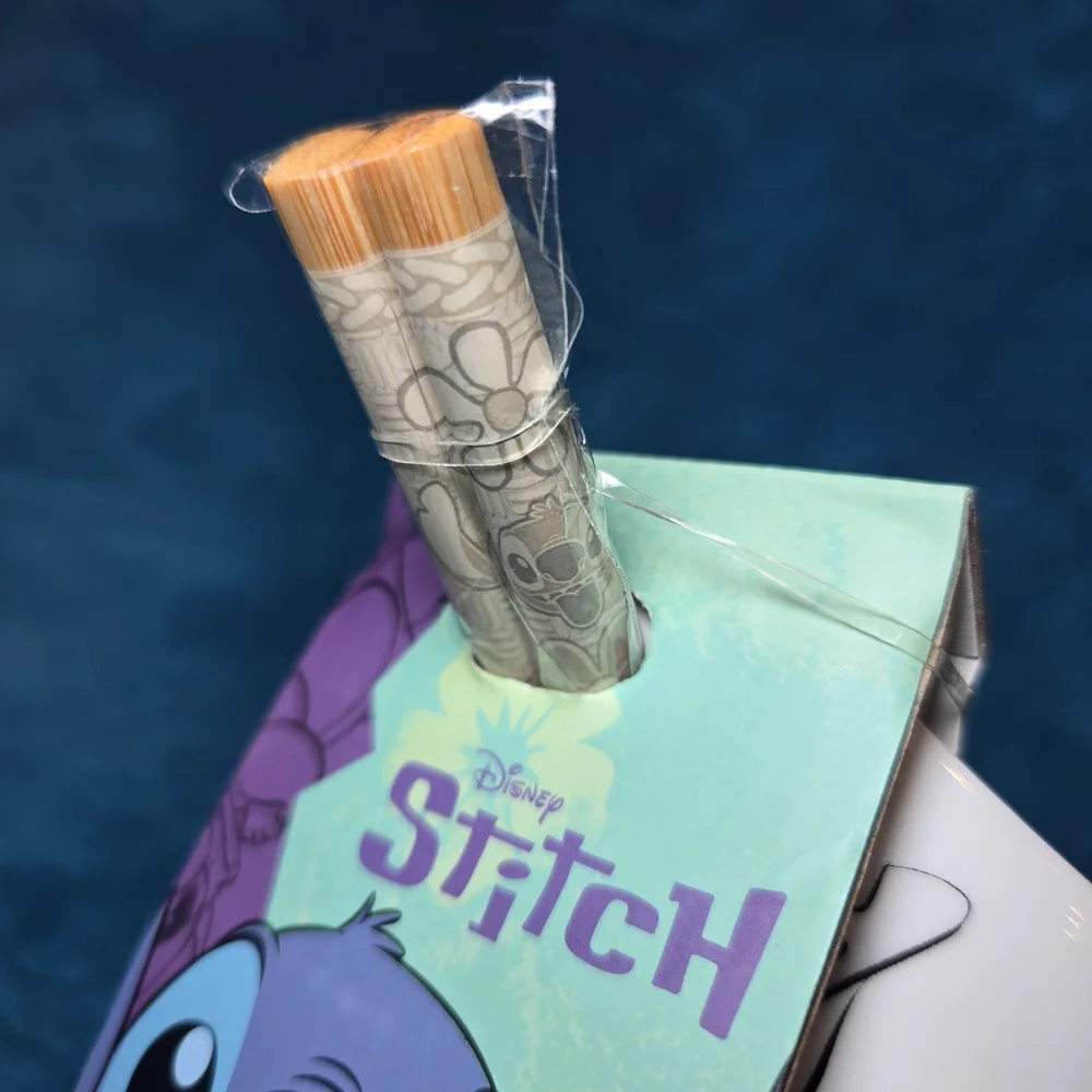 🌺Disney's Stitch 16oz. Sketch-Art Ramen Noodle Bowl with Chopsticks, Tossed